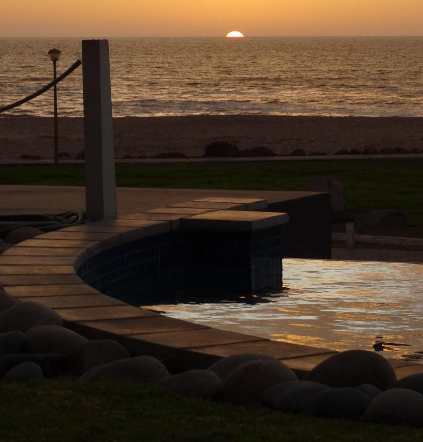 At The Sea Boutique Guesthouse 스바코프문트 외부 사진