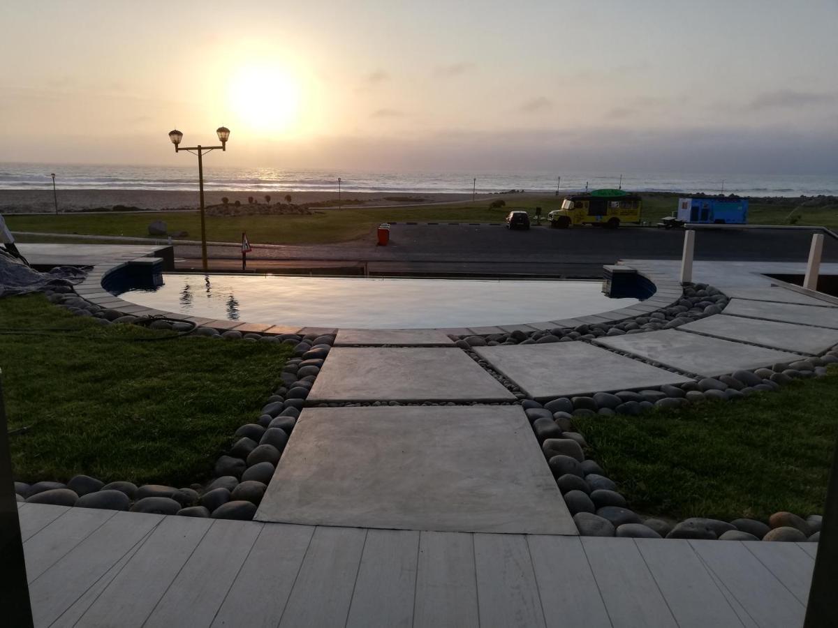 At The Sea Boutique Guesthouse 스바코프문트 외부 사진