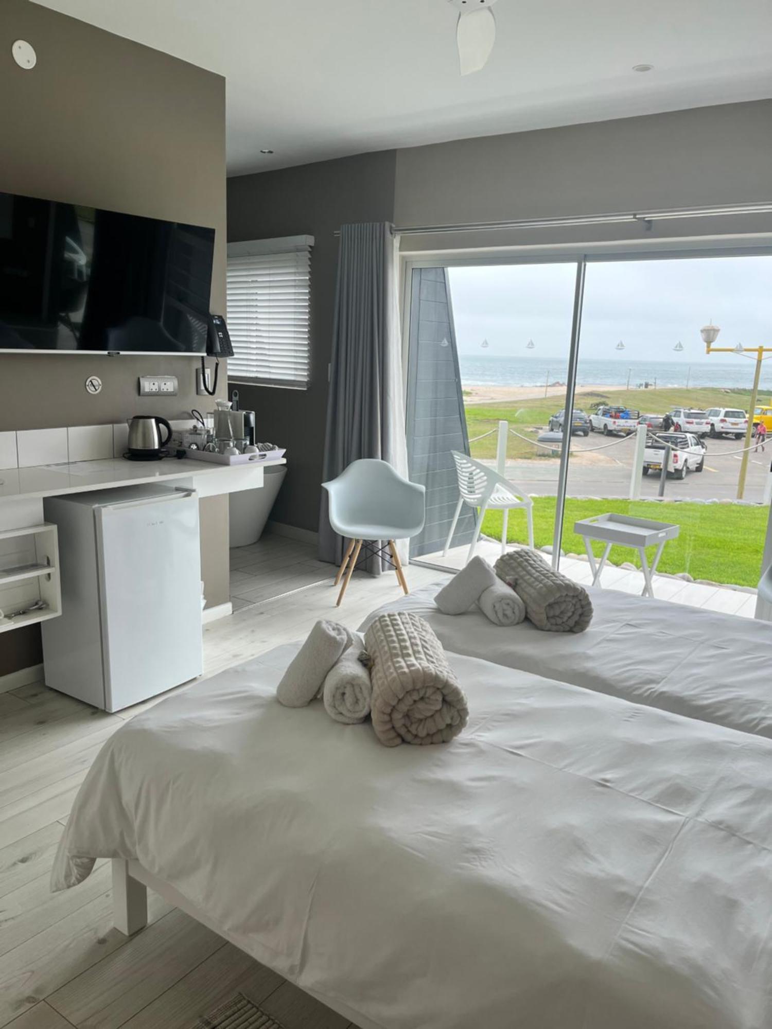 At The Sea Boutique Guesthouse 스바코프문트 외부 사진